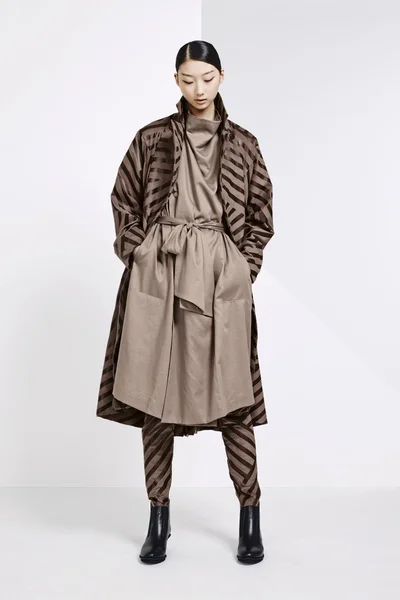 Look 15